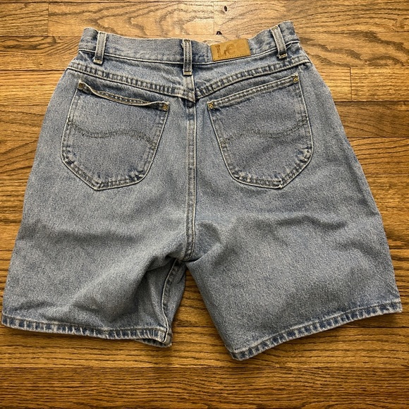 Vintage Lee High Waisted Long Jean Shorts - Picture 2 of 2